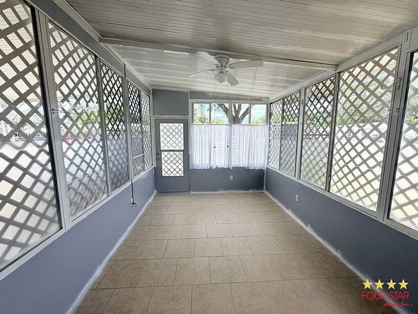 10 Las Palmas Dr, Edgewater FL 32132