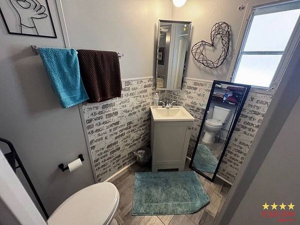 227 Colburn Dr, DeBary FL 32713