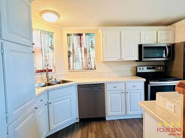 101 AZALEA CT, Leesburg FL 34788