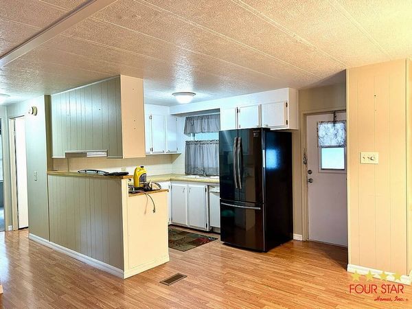 7 KINGS BLVD, Leesburg FL 34748
