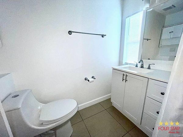 8 Ivanhoe Ct, Kissimmee FL 34746