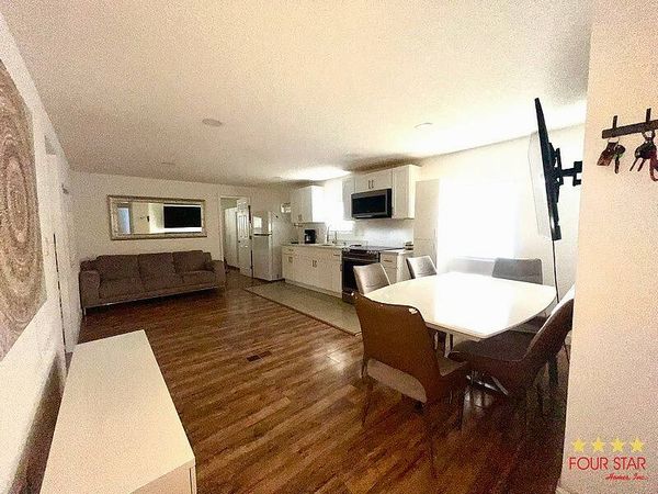 8 Ivanhoe Ct, Kissimmee FL 34746