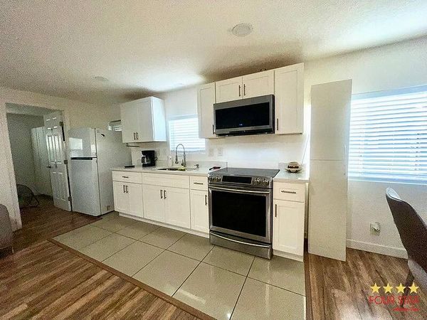 8 Ivanhoe Ct, Kissimmee FL 34746