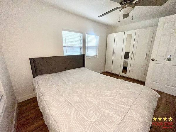 8 Ivanhoe Ct, Kissimmee FL 34746