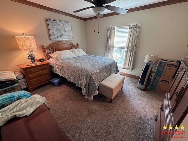 220 Colburn Dr, DeBary FL 32713