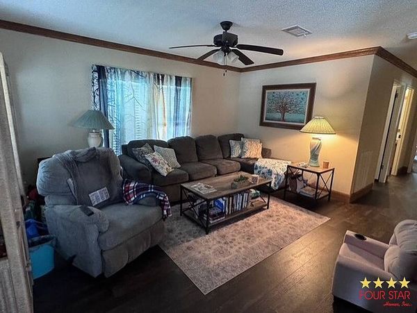 220 Colburn Dr, DeBary FL 32713
