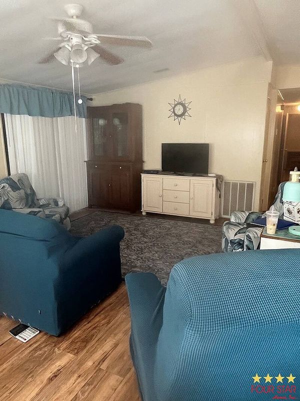 159 Oakleaf Circle, DeLand FL 32724