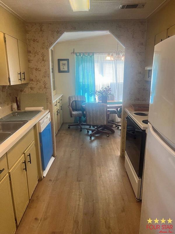 159 Oakleaf Circle, DeLand FL 32724