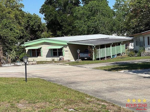 2401 Greenhedge Dr, Orange City FL 32763
