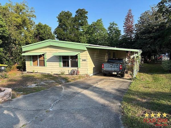 2401 Greenhedge Dr, Orange City FL 32763