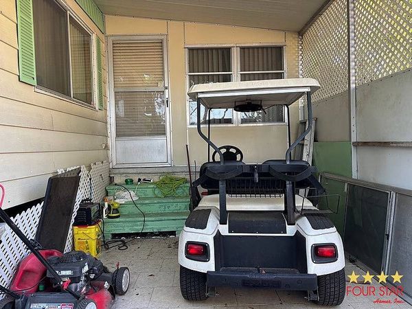 2401 Greenhedge Dr, Orange City FL 32763