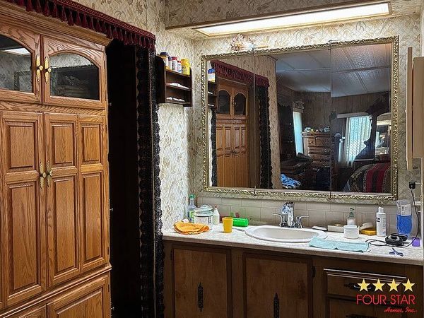 2401 Greenhedge Dr, Orange City FL 32763