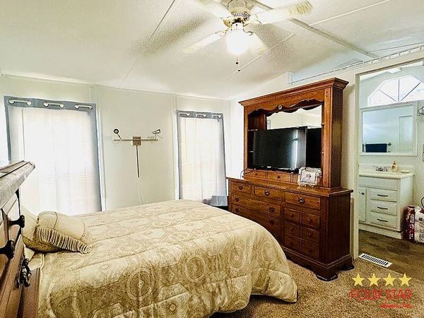 33142 Beach View Dr, Lot 209, Leesburg FL 34788