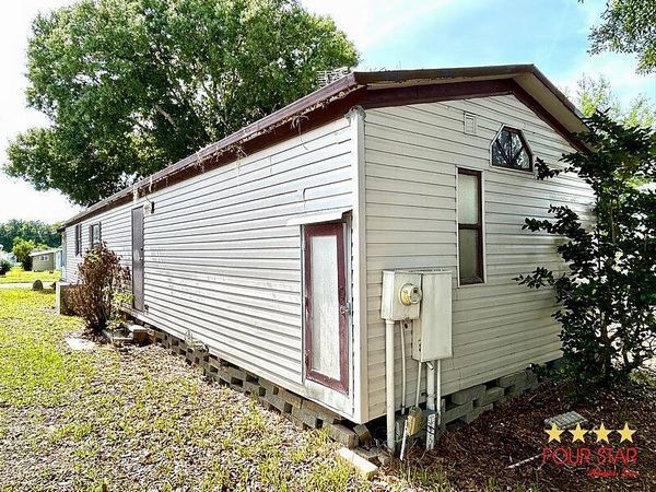 33142 Beach View Dr, Lot 209, Leesburg FL 34788