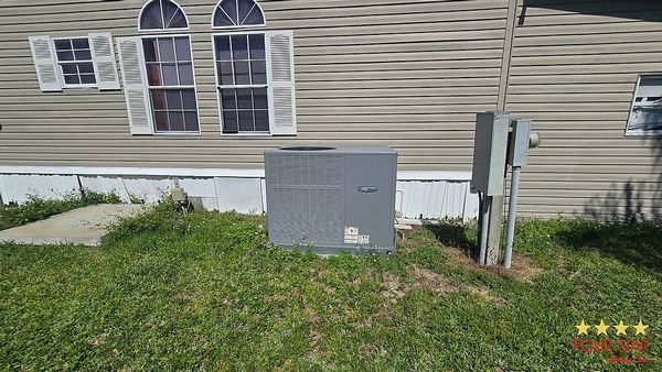 2424 Phipps Avenue, Orlando FL 32818