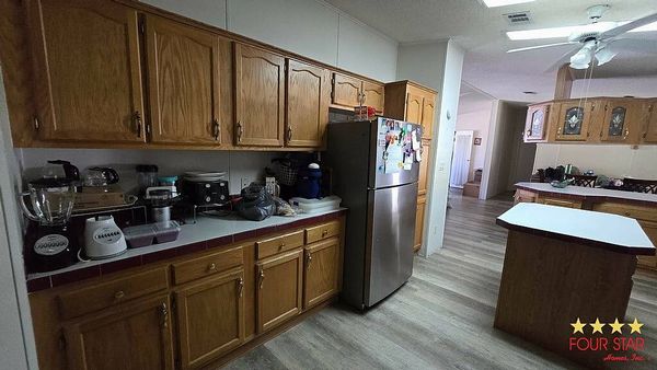 2424 Phipps Avenue, Orlando FL 32818