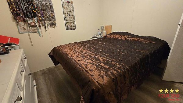 2424 Phipps Avenue, Orlando FL 32818
