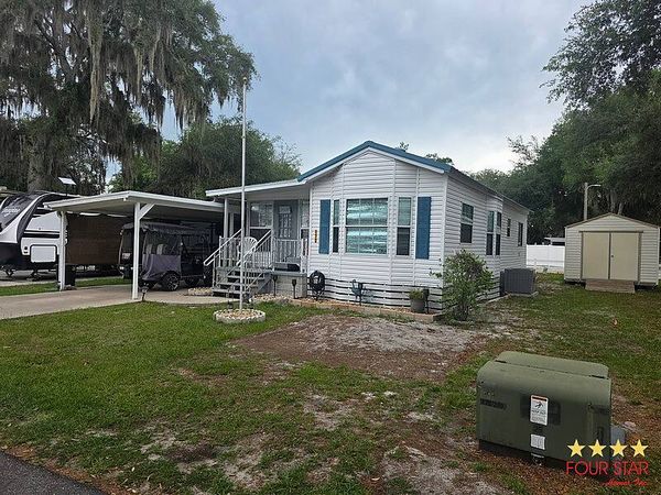5551 SW 18th Terrace, Lot 170, Bushnell FL 33513