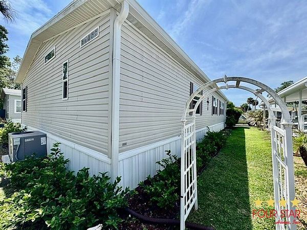 3605 Wonderland Park Court, Kissimmee FL 34746