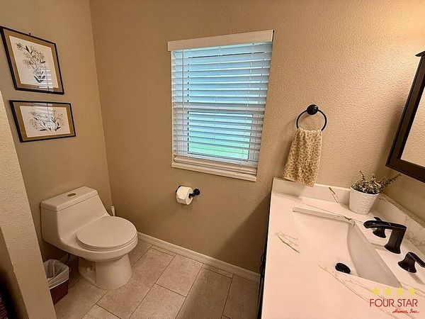 859 Regalwood Lane, DeBary FL 32713