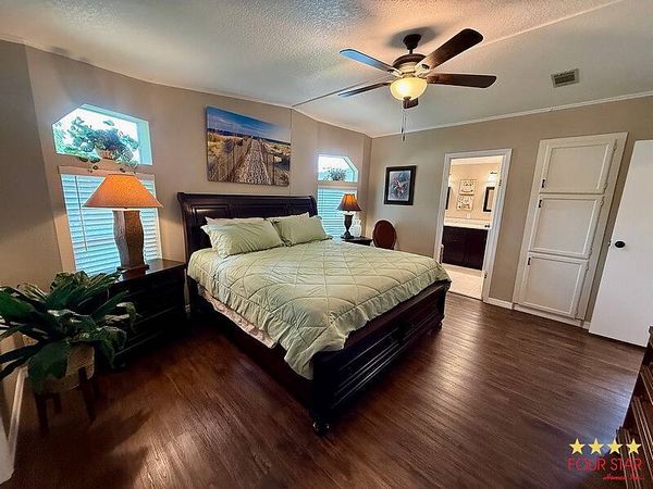 859 Regalwood Lane, DeBary FL 32713