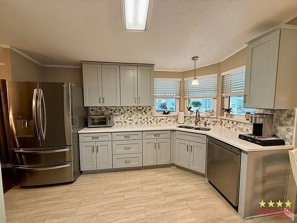 859 Regalwood Lane, DeBary FL 32713
