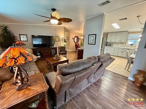 859 Regalwood Lane, DeBary FL 32713