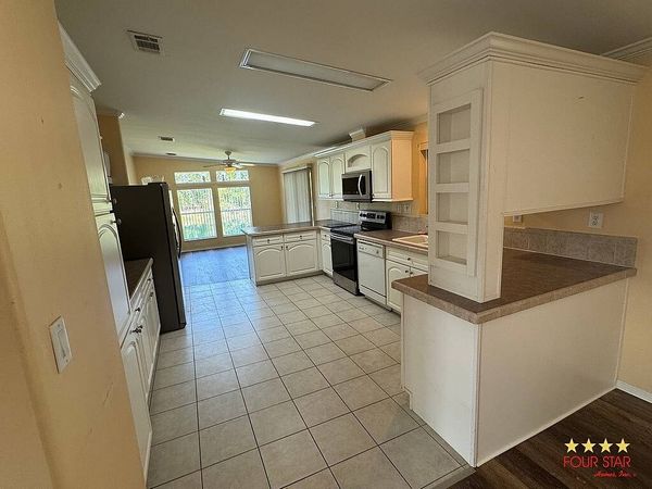 1965 Big Cypress Boulevard, Lakeland FL 33810
