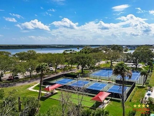 367 Hacienda, Edgewater FL 32141