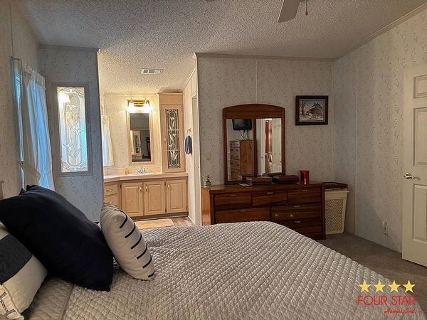 2201 Hollowridge Drive, Orange City FL 32763