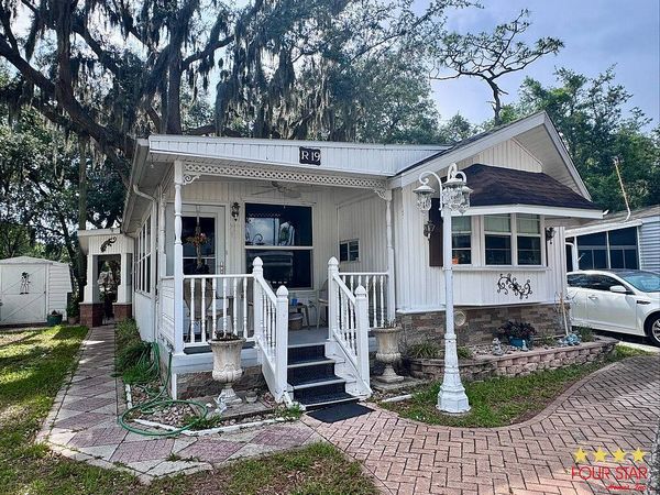 1983 Fortune Road, Lot R19, Kissimmee FL 34744