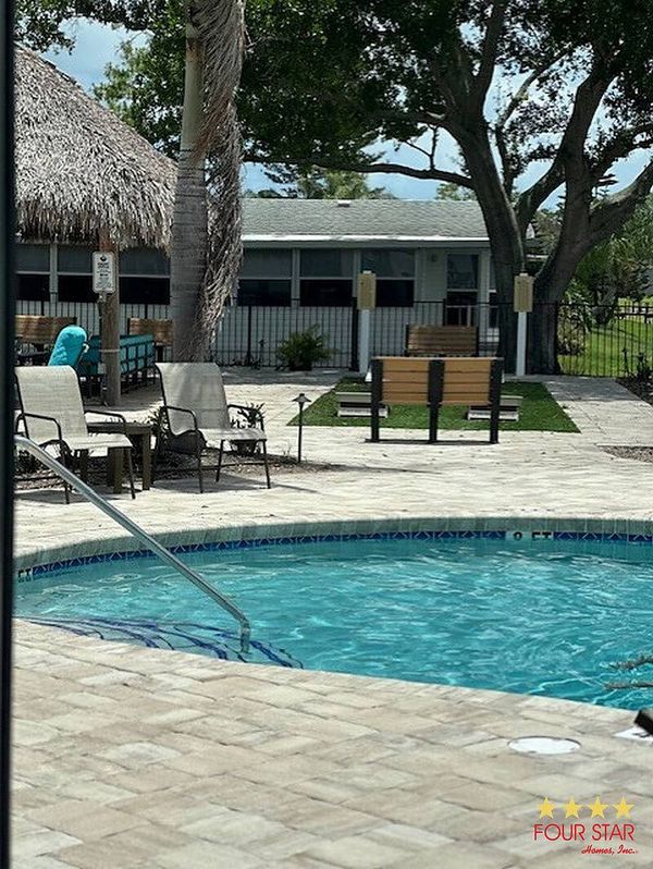 10 Treasure Circle, Sebastian FL 32958