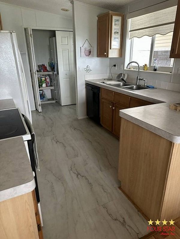 10 Treasure Circle, Sebastian FL 32958