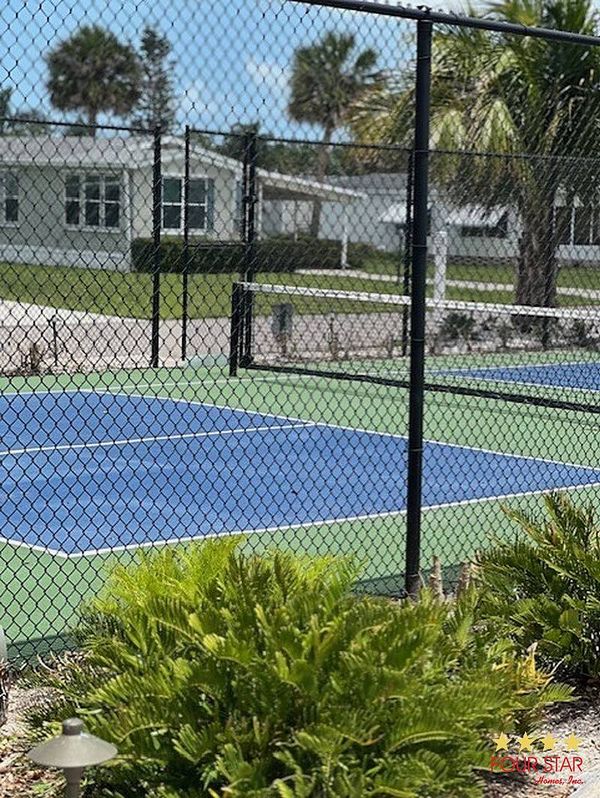 10 Treasure Circle, Sebastian FL 32958