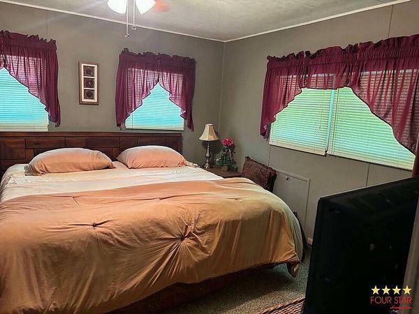 35 Cocos Plumosa Drive, Eustis FL 32726