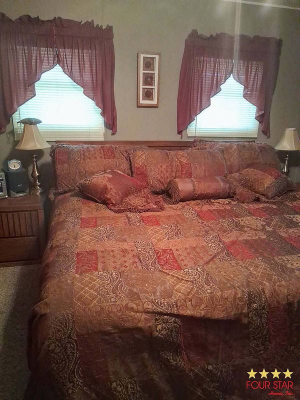 35 Cocos Plumosa Drive, Eustis FL 32726