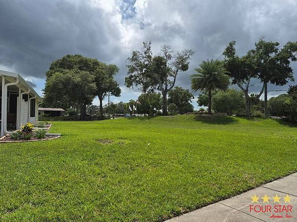 2200 Las Fuentes Drive, Port Orange FL 32127