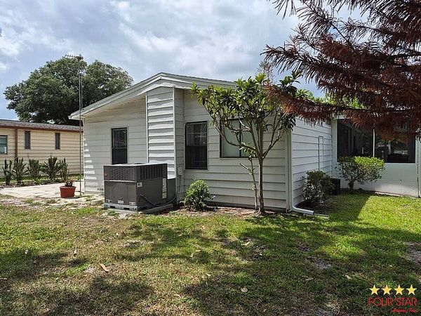 1301 Calle Bonita Dr, Port Orange FL 32129