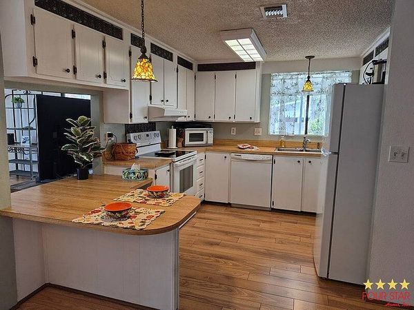 1301 Calle Bonita Dr, Port Orange FL 32129