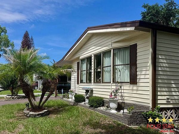 14527 Pine Valley Road, Orlando FL 32826