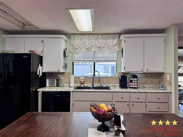 14527 Pine Valley Road, Orlando FL 32826