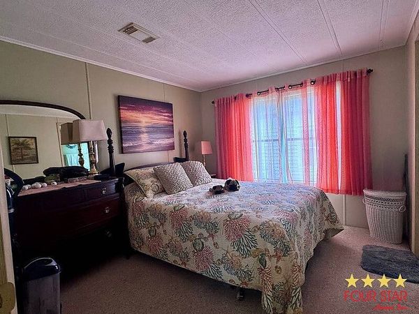 14527 Pine Valley Road, Orlando FL 32826