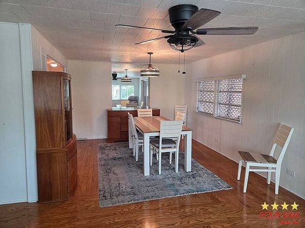 2365 Fremont Dr, Sarasota FL 34243