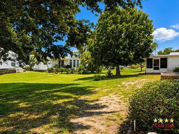 140 Costa Rica, Edgewater FL 32141