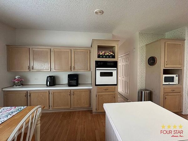 140 Costa Rica, Edgewater FL 32141