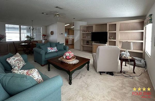 140 Costa Rica, Edgewater FL 32141