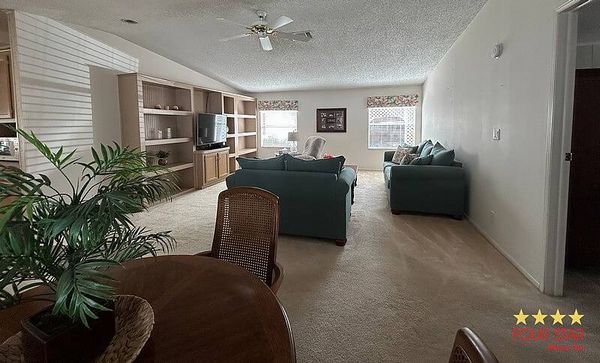 140 Costa Rica, Edgewater FL 32141