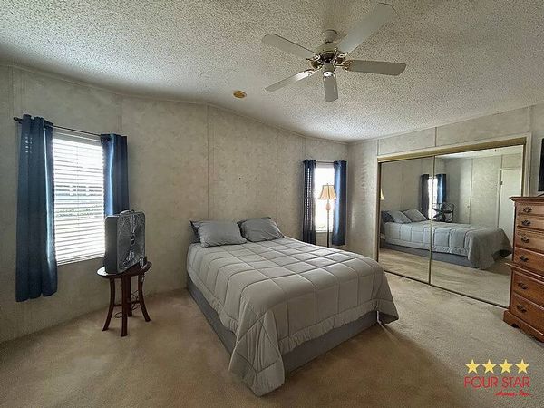 140 Costa Rica, Edgewater FL 32141