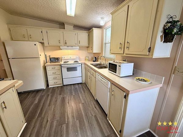 3844 King Sago Ct., Oviedo FL 32765