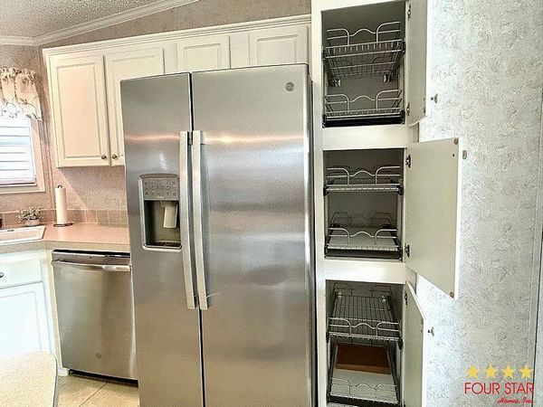 34 Harbor Circle, Astatula FL 34705